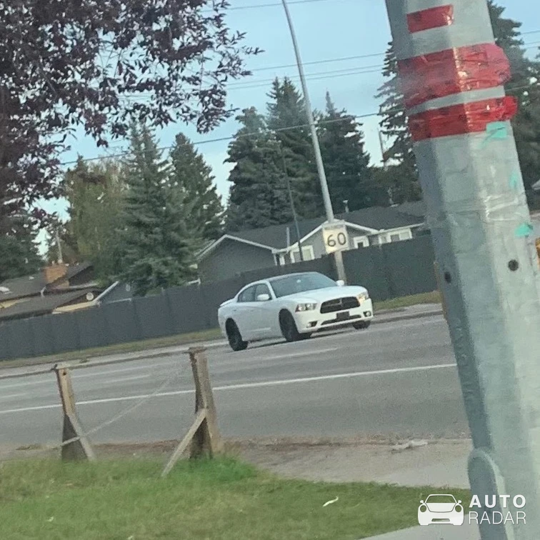 Dodge Charger SRT-8 2012 spotted in Calgary