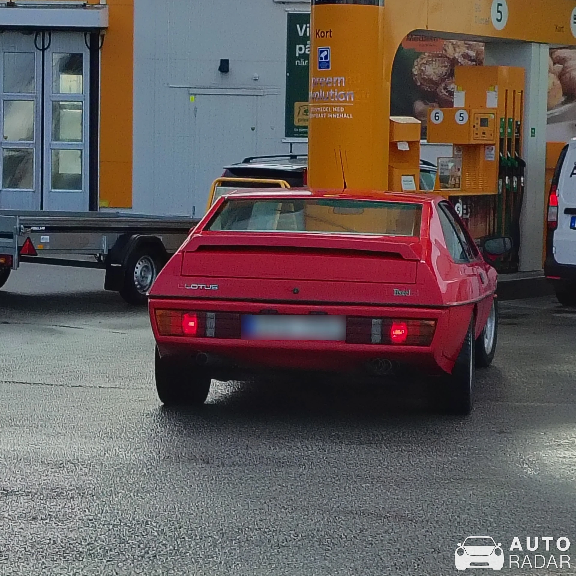 Lotus Excel SE spotted in Uppsala