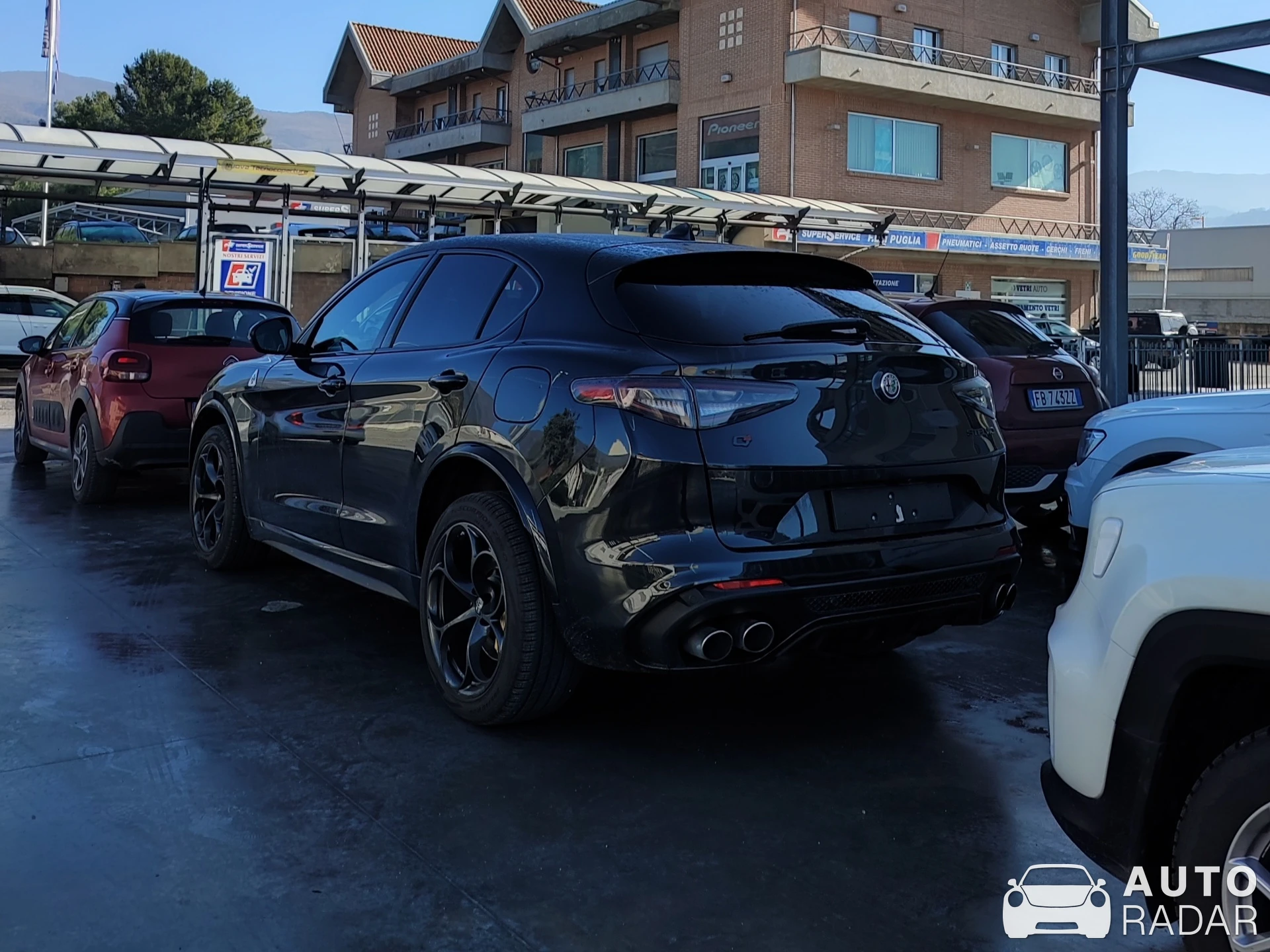 Alfa Romeo Stelvio Quadrifoglio spotted in Provincia di Salerno, Italia