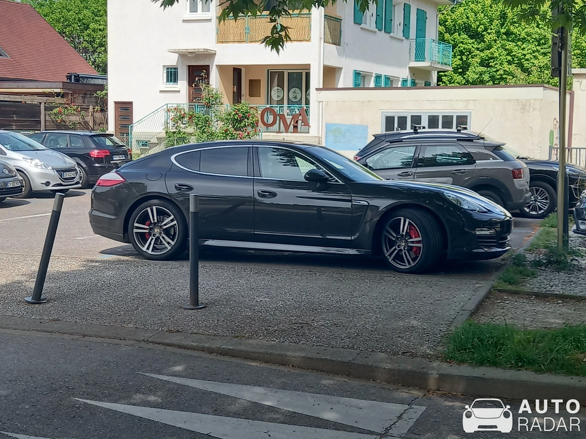 Porsche 970 Panamera GTS spotted in Annecy