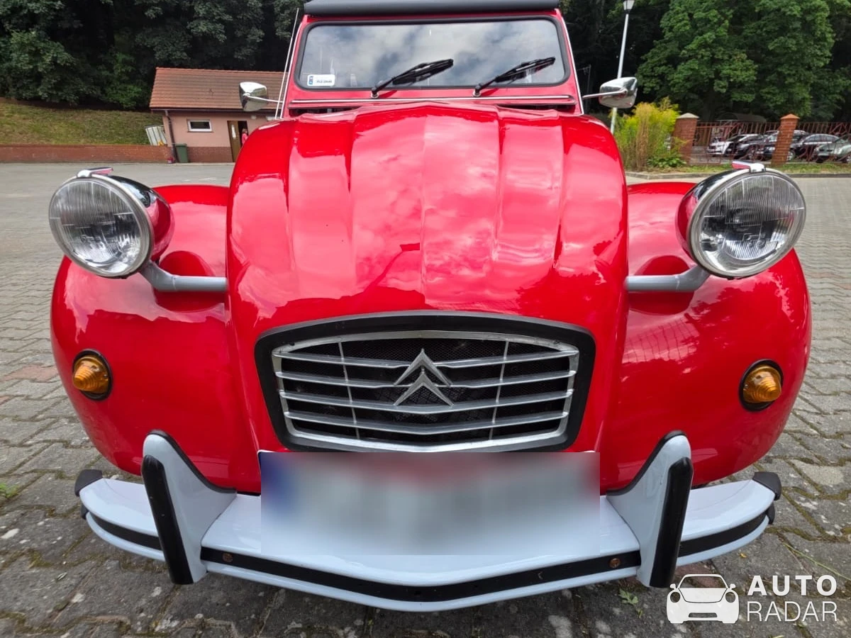 Citroën 2CV spotted in Ząbkowice Śląskie