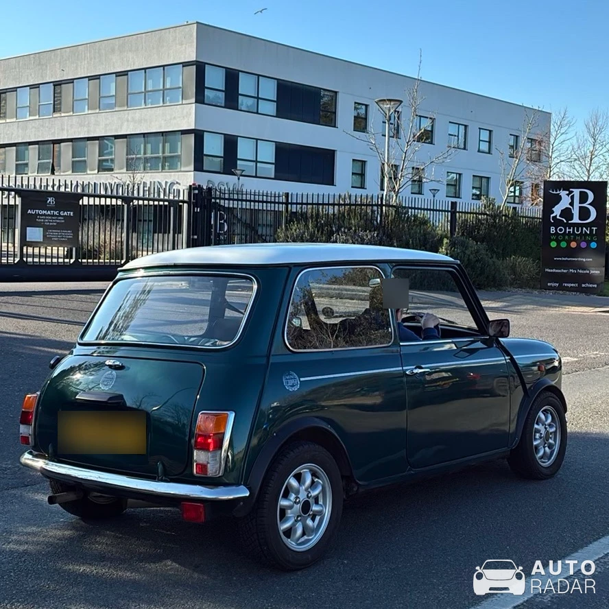 Rover Mini Cooper MkVI spotted