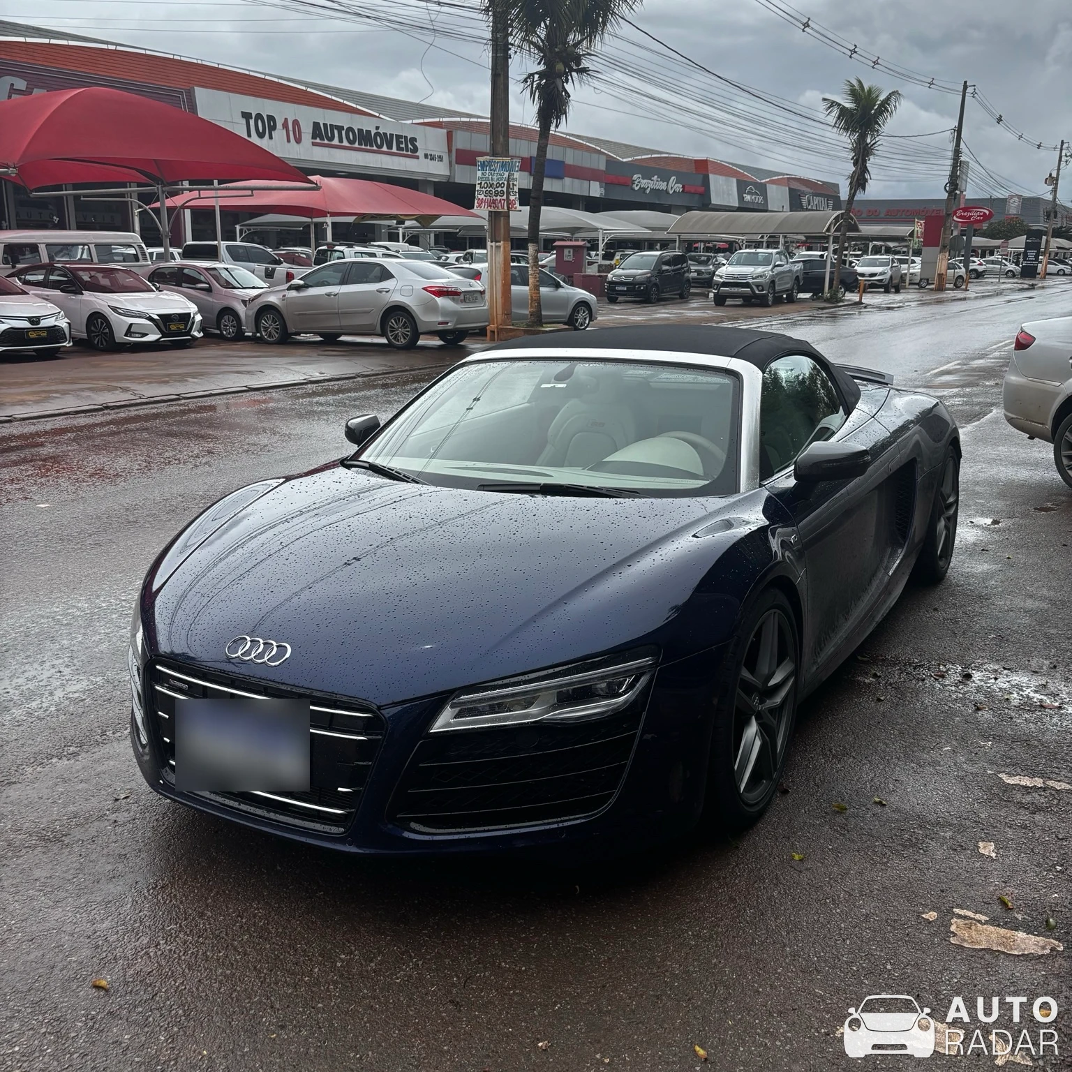 Audi R8 V8 Spyder spotted in Brasília