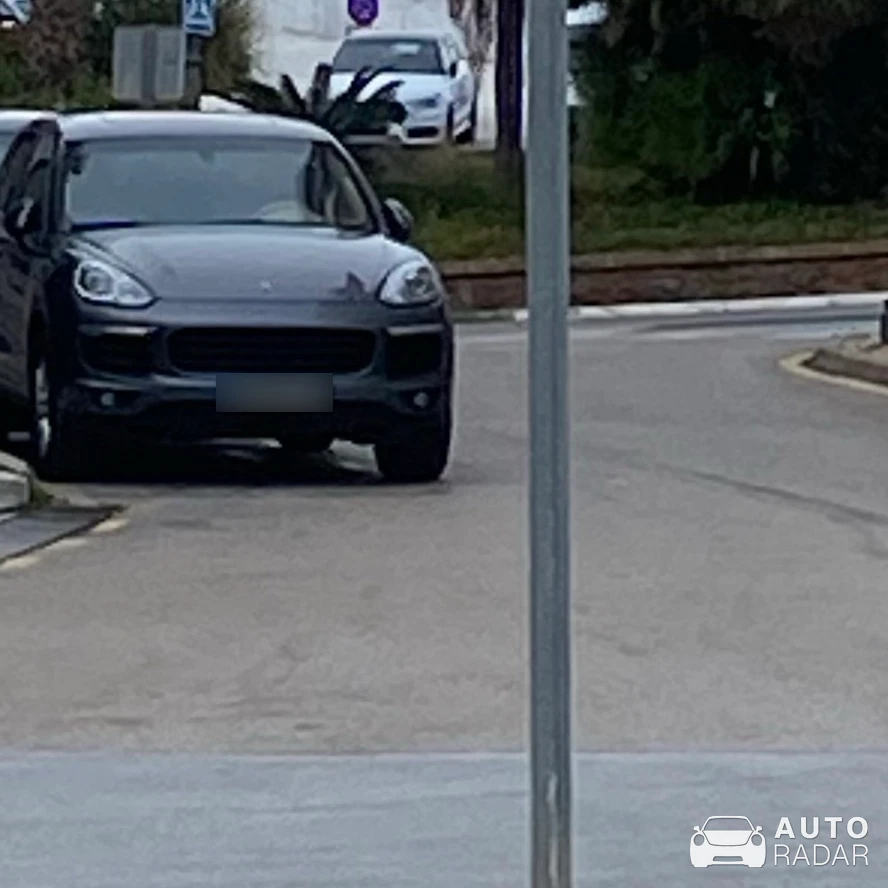 Porsche Cayenne spotted in San Francisco, United States