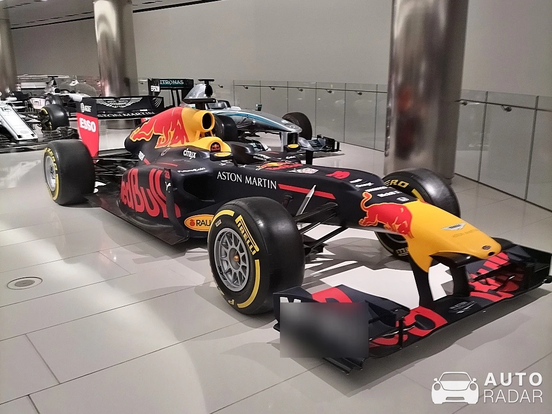 Red Bull Racing RB14 spotted in Monaco