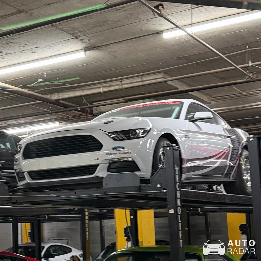 Ford Mustang Cobra Jet spotted in Montréal