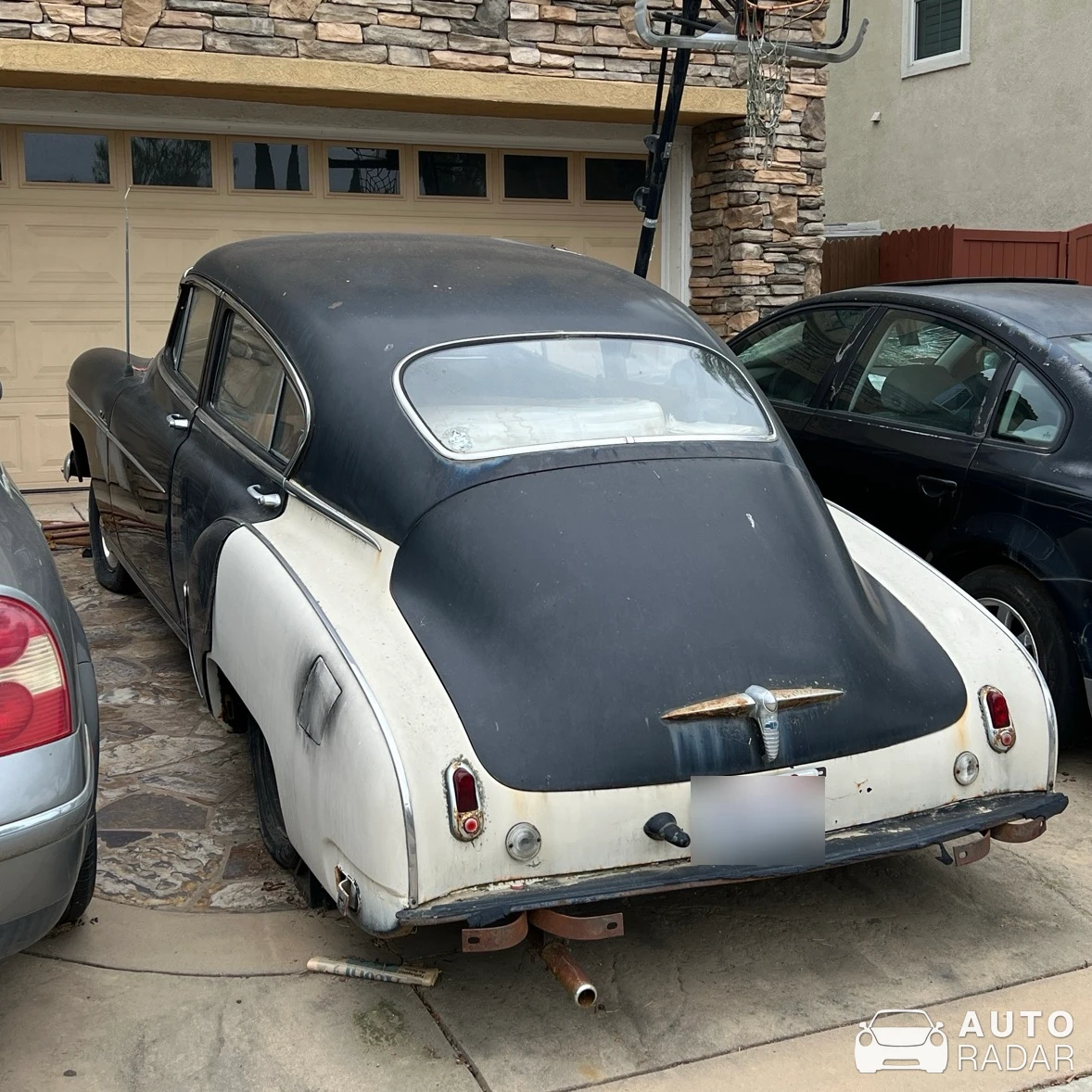 Chevrolet Fleetline DeLuxe 1949 spotted in Camarillo