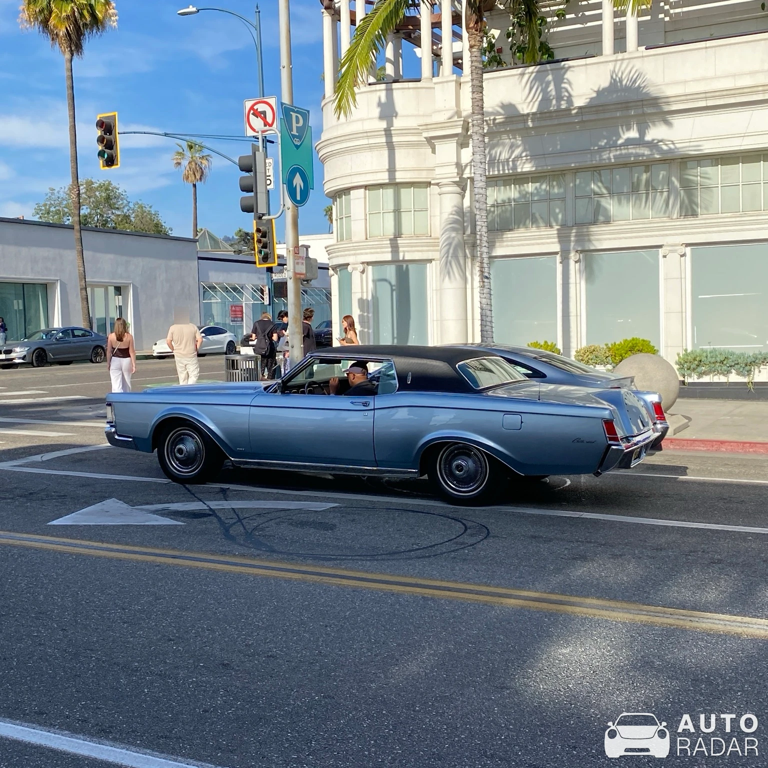 Lincoln Continental Mark III spotted in Beverly Hills