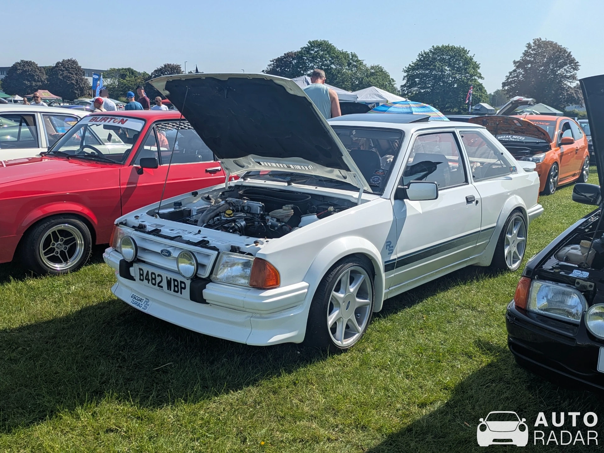 Ford Escort RS Turbo spotted in Enfield
