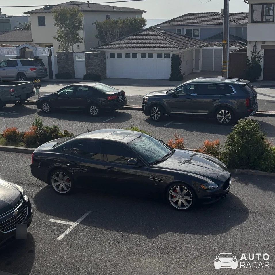 Maserati Quattroporte S 2008 spotted in Hermosa Beach