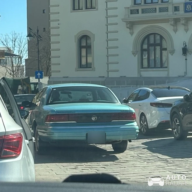 Mercury Grand Marquis spotted in Constanța