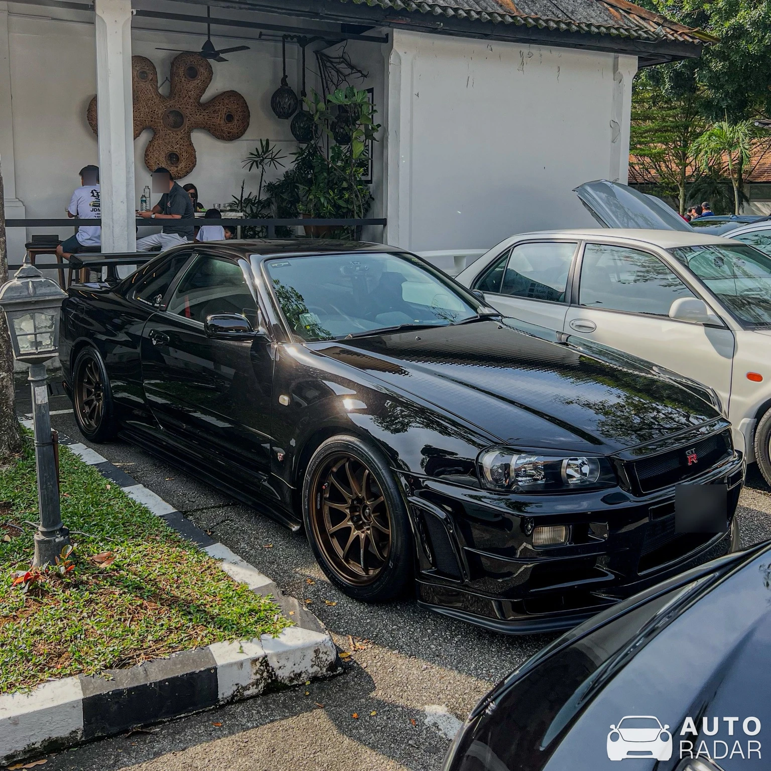 Nissan Skyline R34 GT-R V-Spec II spotted in Singapore, Singapore