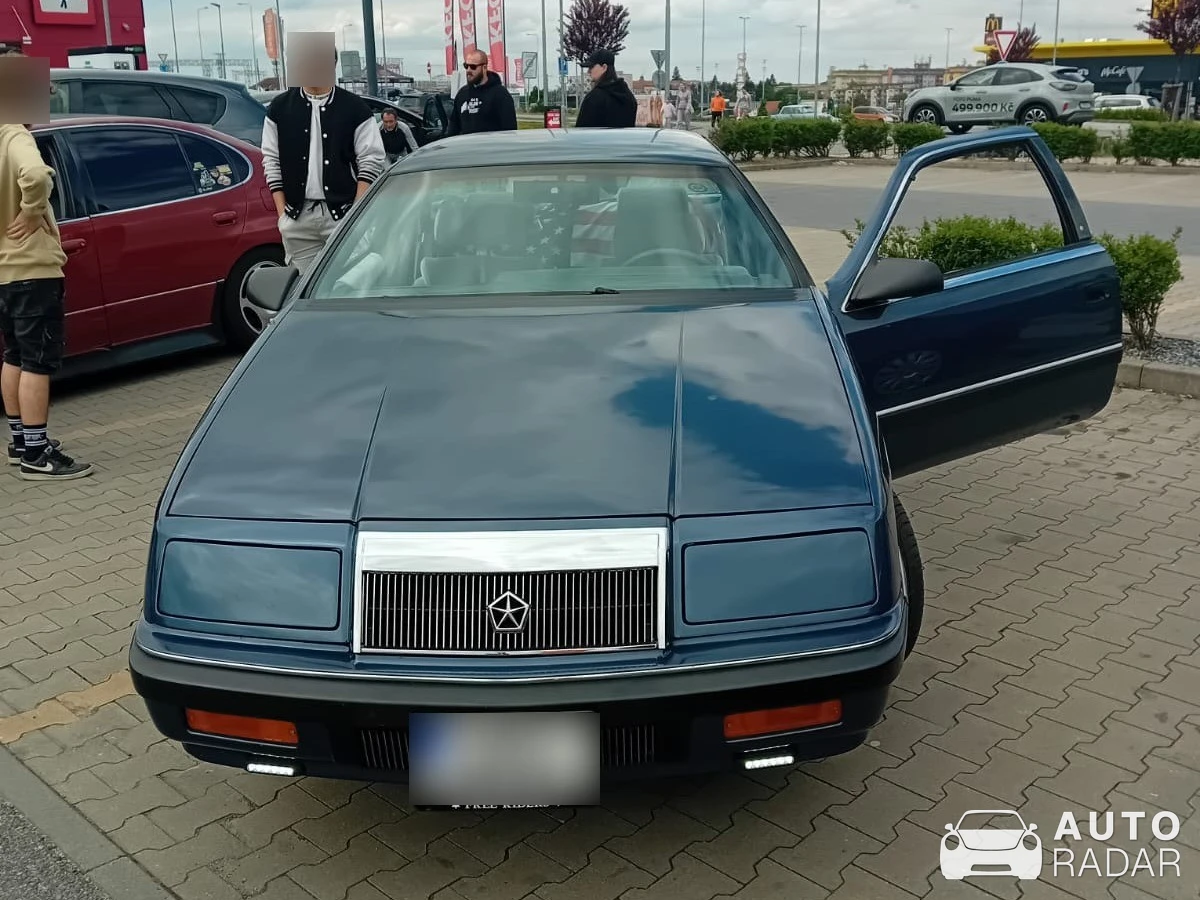 Chrysler LeBaron spotted in Střítež