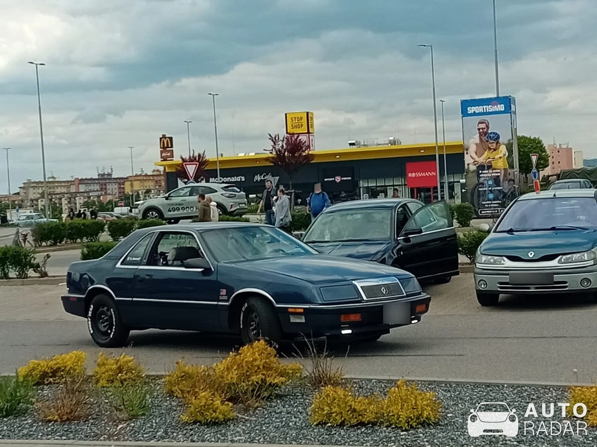 Chrysler LeBaron spotted in Střítež, Česko