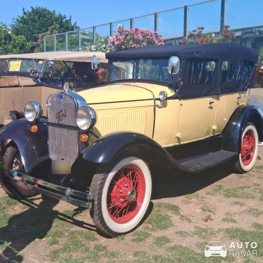 Ford Model A 1930 spotted in Alimos