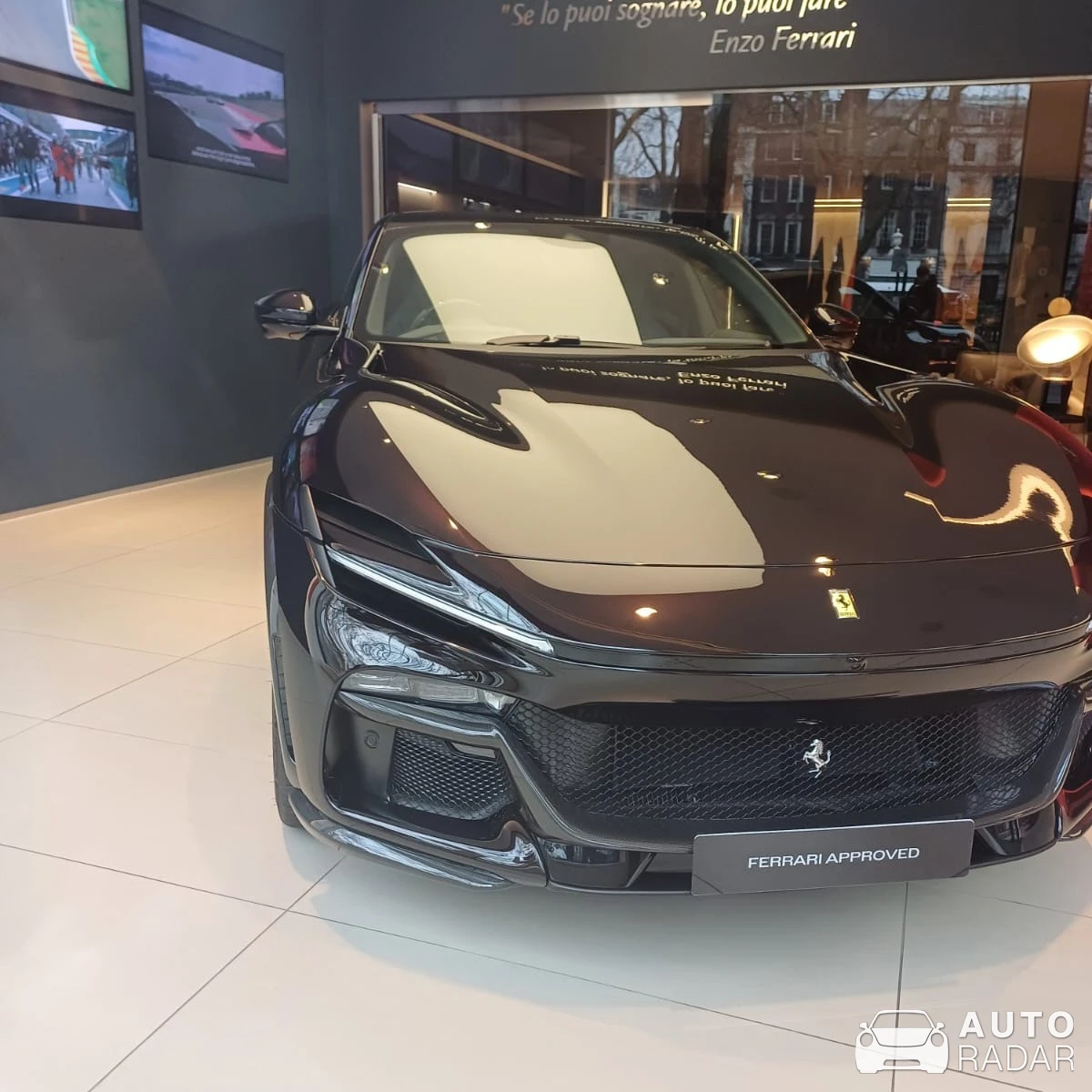 Ferrari Purosangue spotted in Greater London, Reino Unido