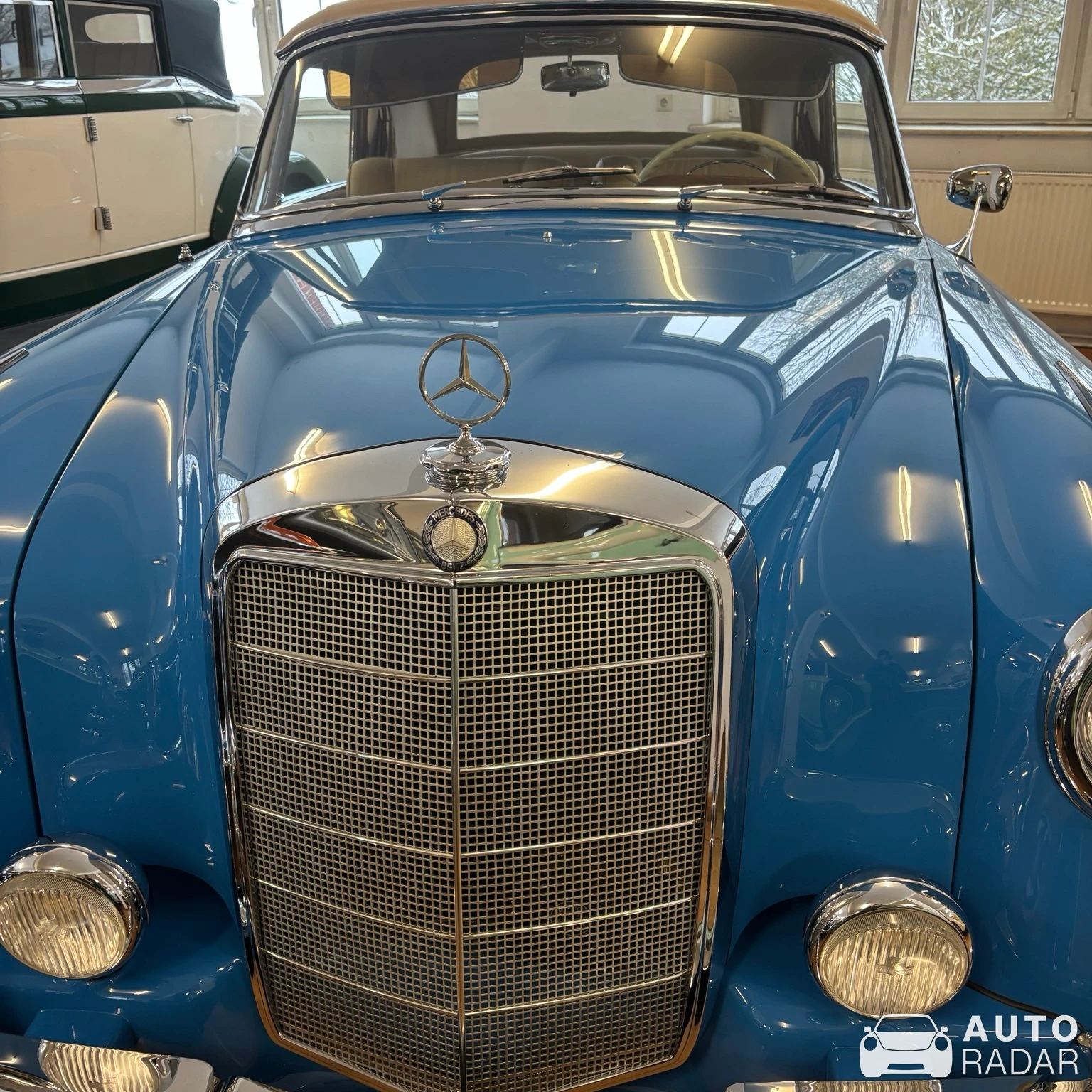Mercedes-Benz 220SE Cabriolet spotted in Zwönitz