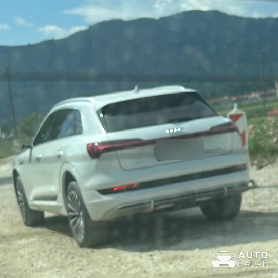 Audi Q8 spotted in Braslovče