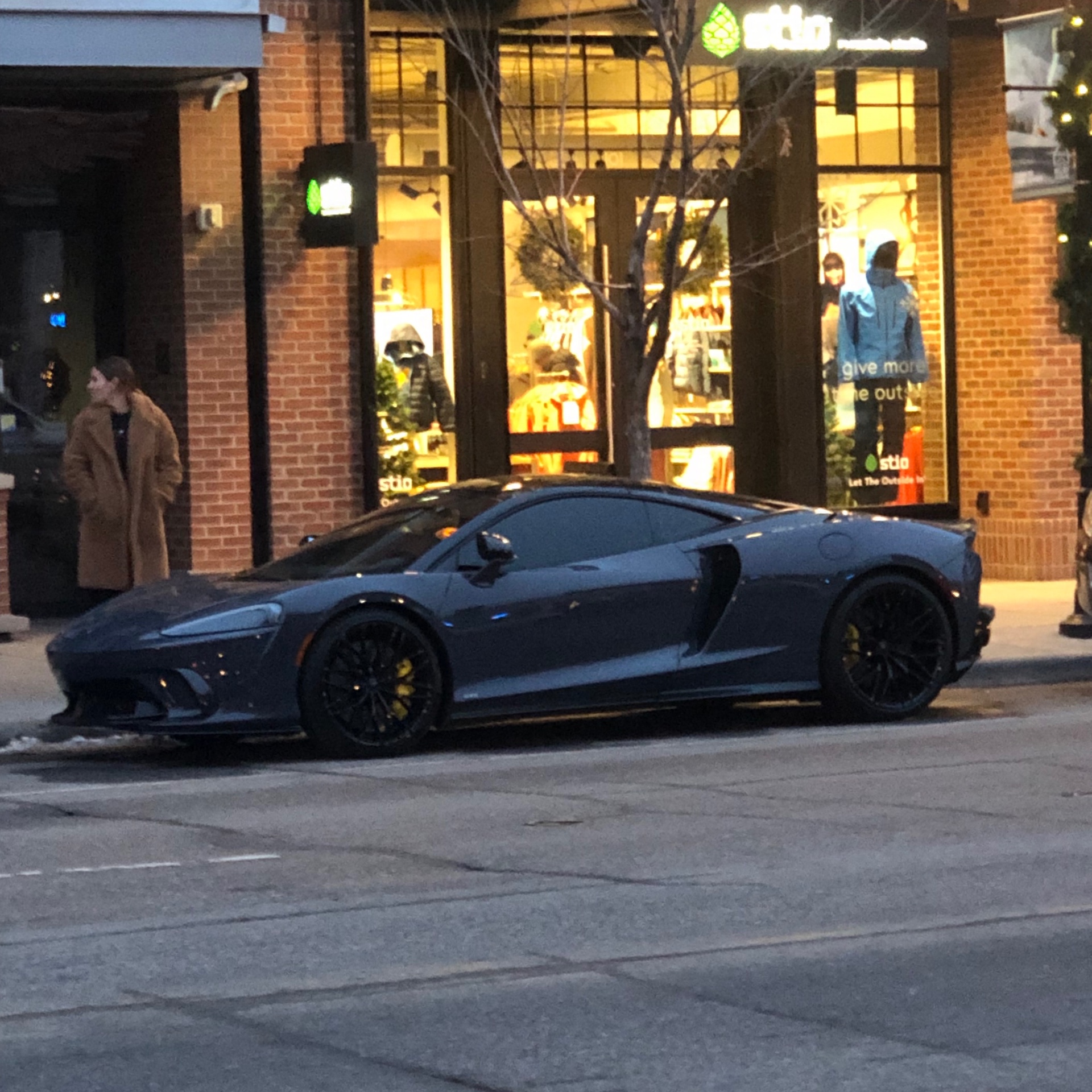 McLaren GTS