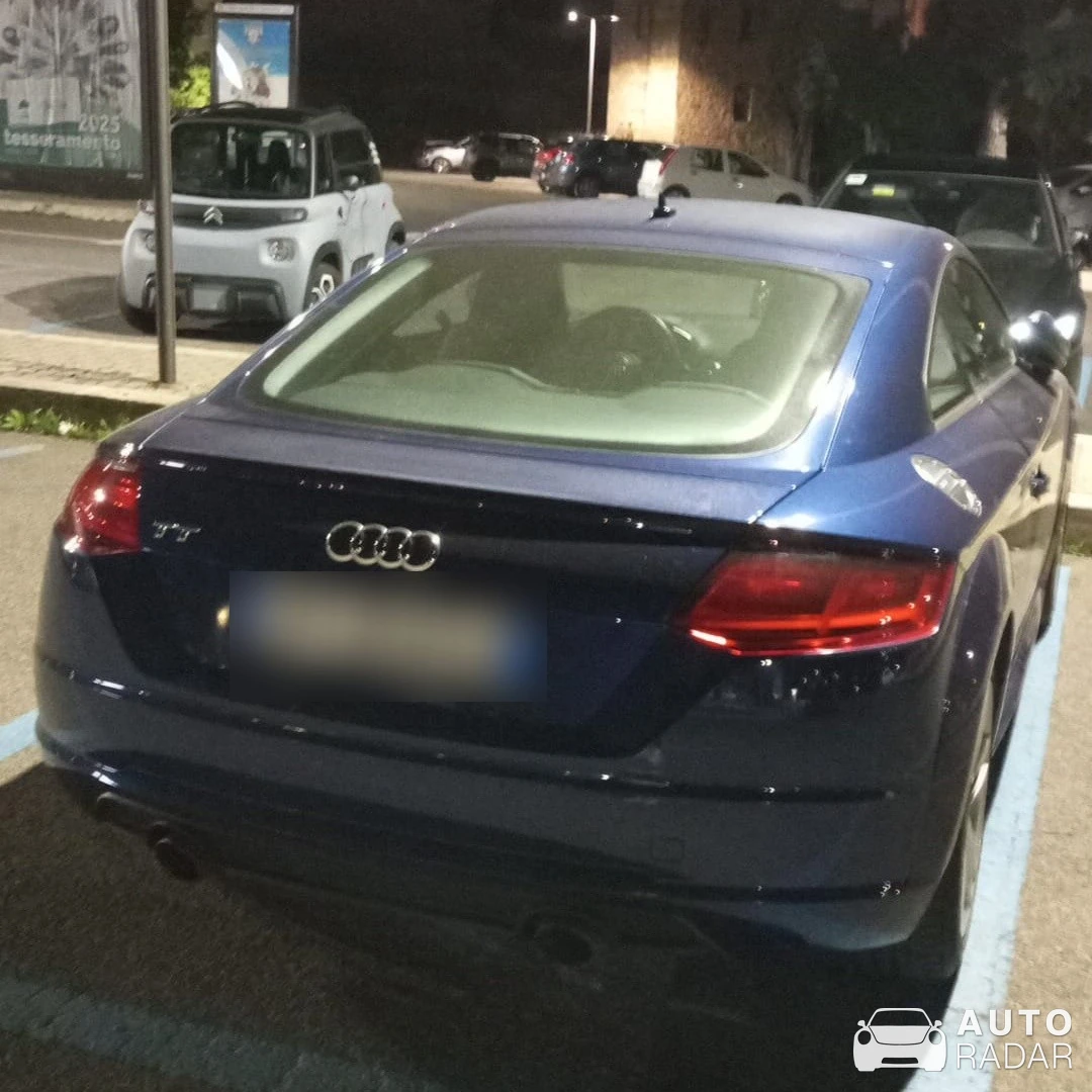 Audi TT 8S spotted in Viterbo