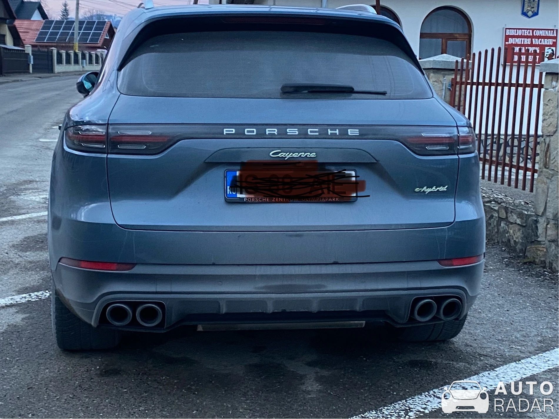 Porsche Cayenne E-Hybrid spotted in Pipirig, Romania