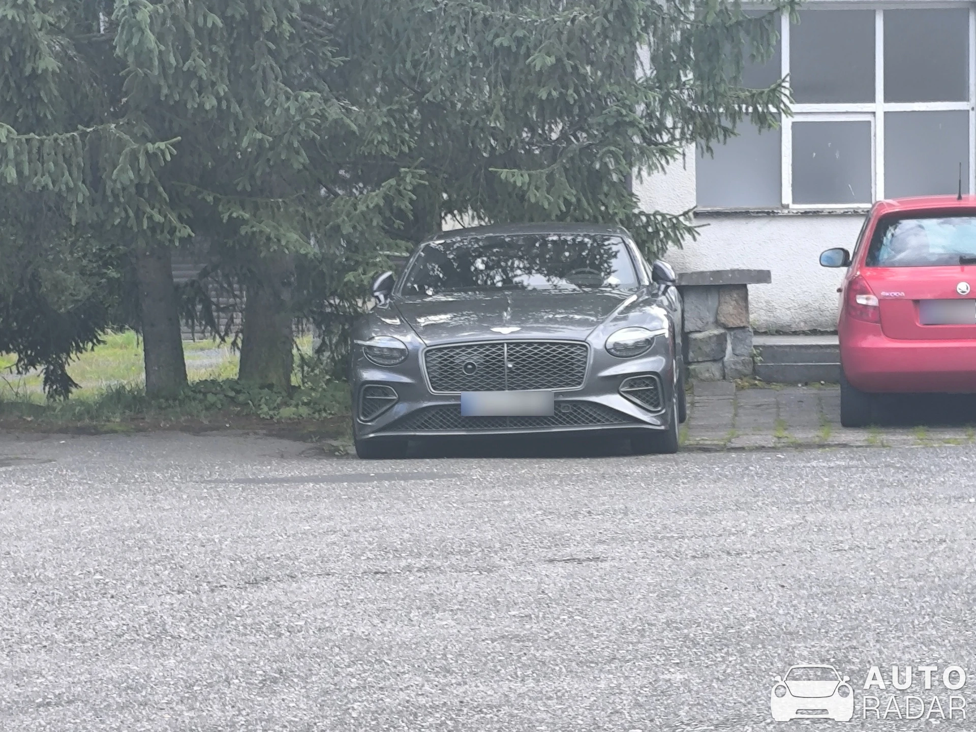 Bentley Continental GT 2025 spotted in Hřensko