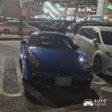 Porsche 981 Cayman S spotted in Sugito, Japan