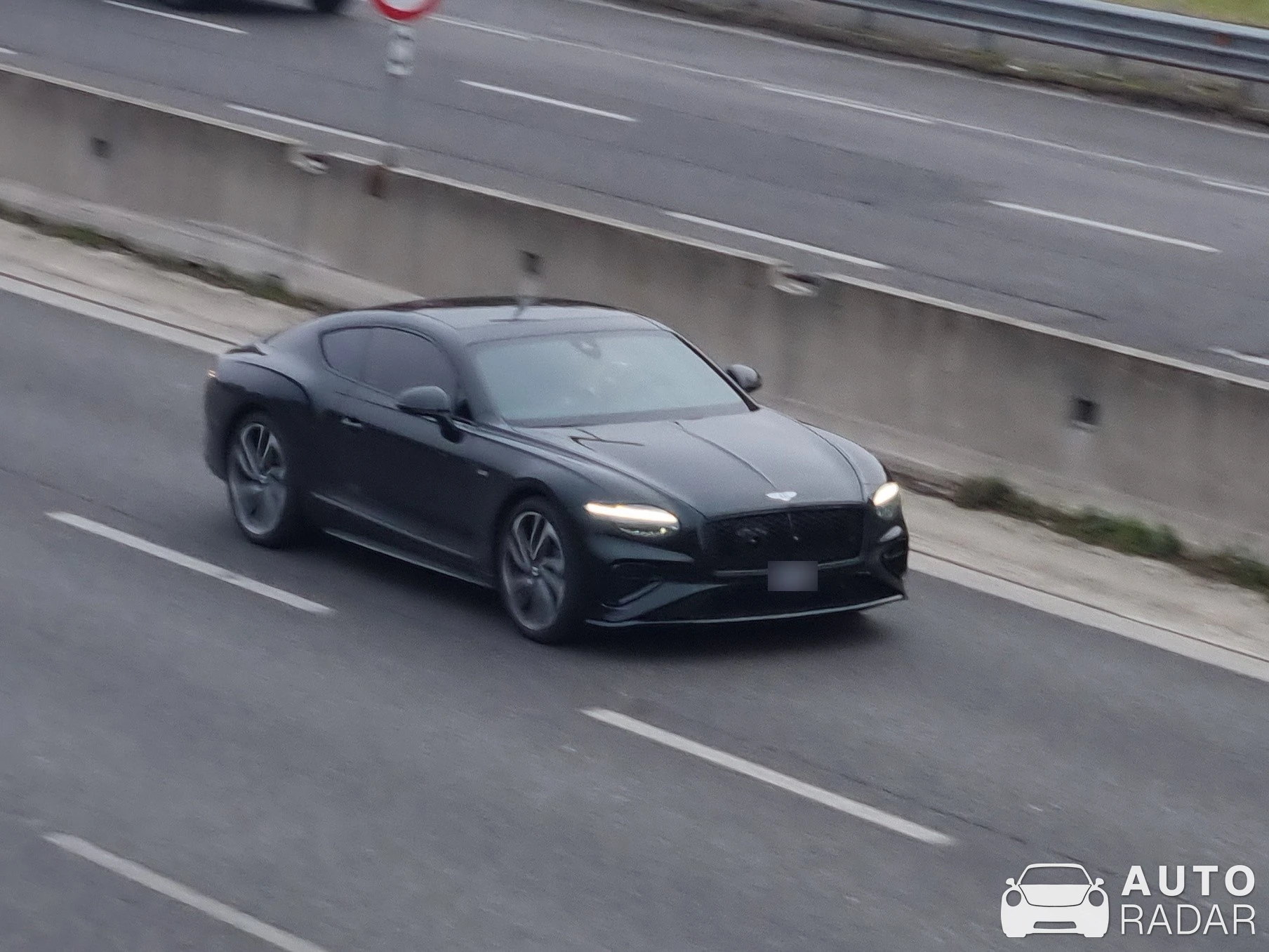 Bentley Continental GT Speed spotted in Milano, Italy