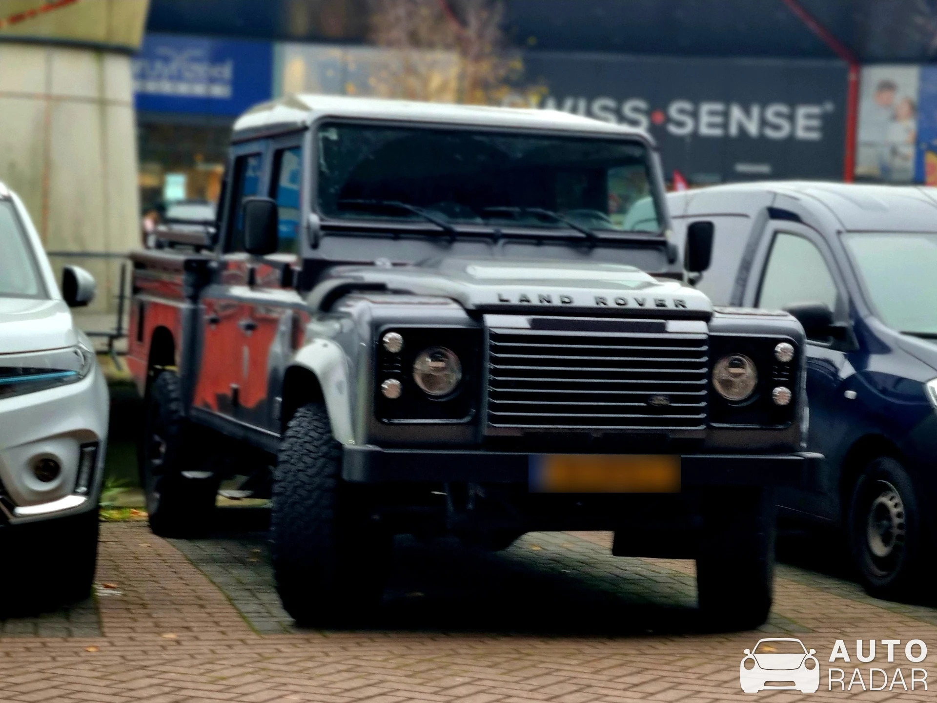 Land Rover Defender spotted in Cruquius, Netherlands