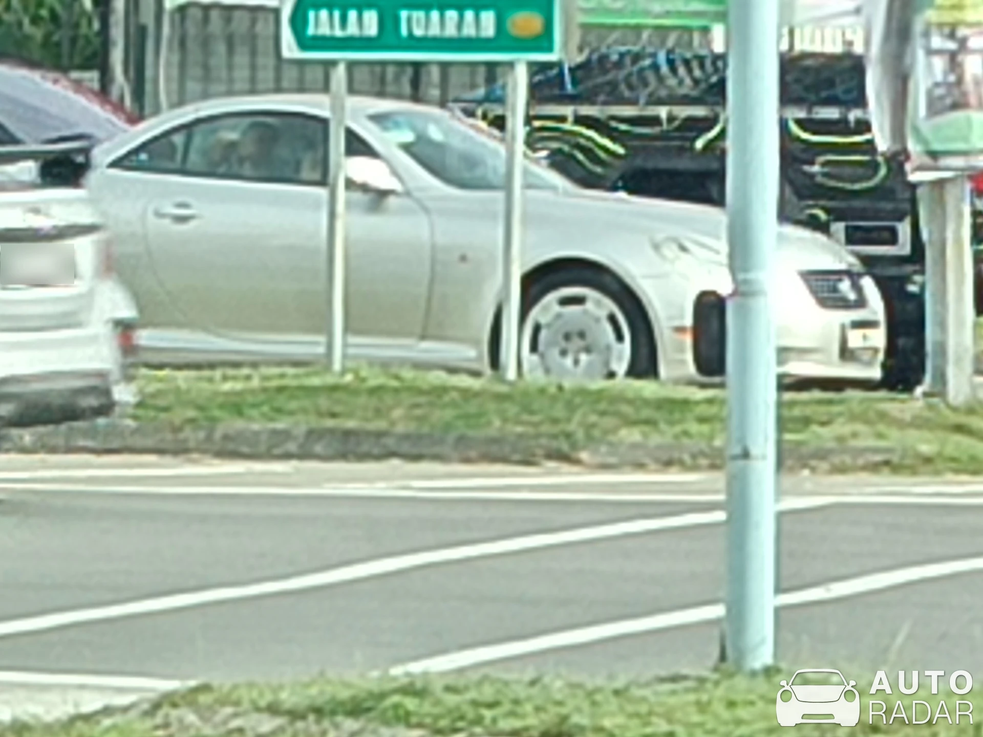 Lexus SC 430 spotted in Kota Kinabalu