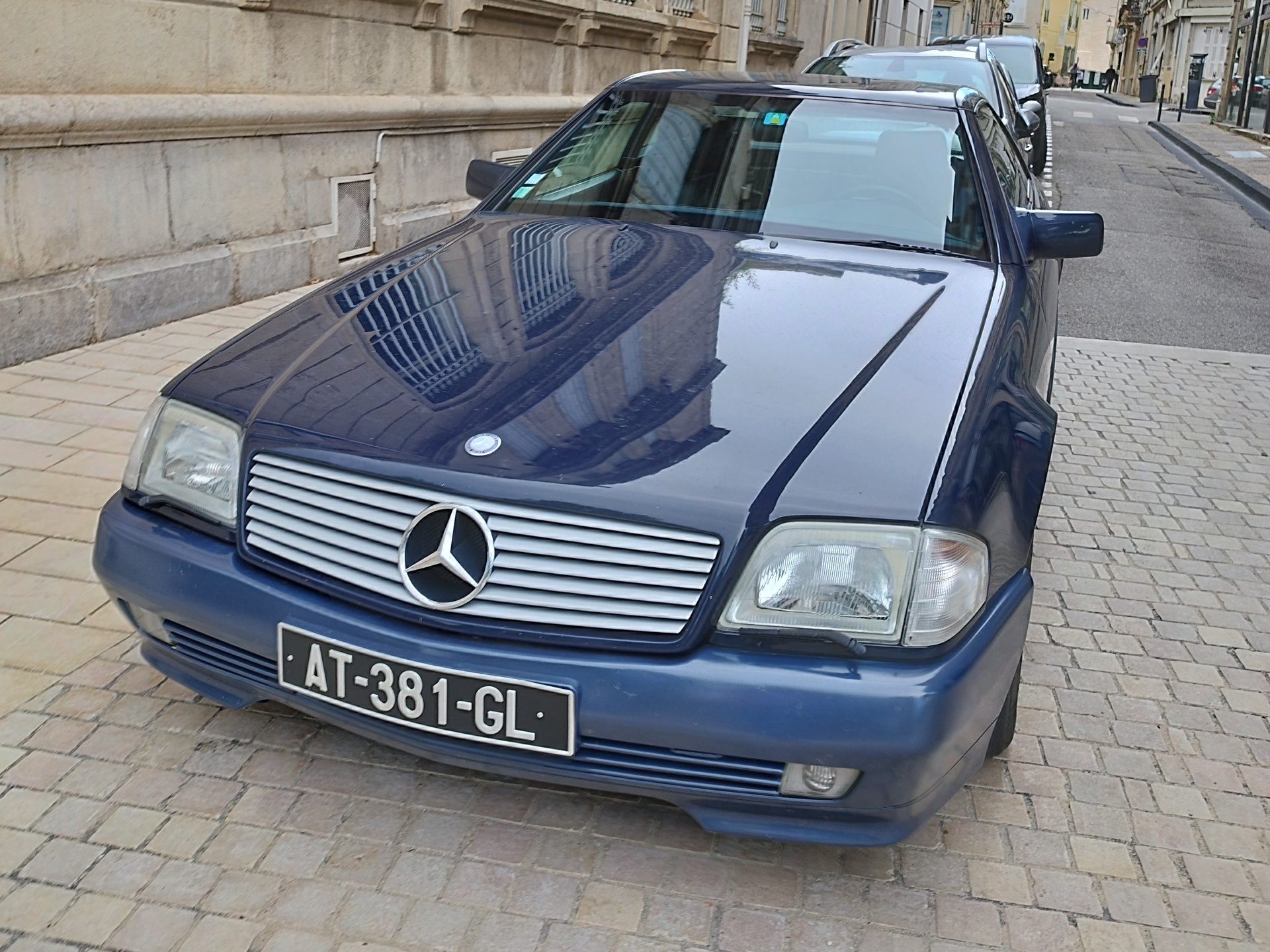 Mercedes-Benz 500 SL