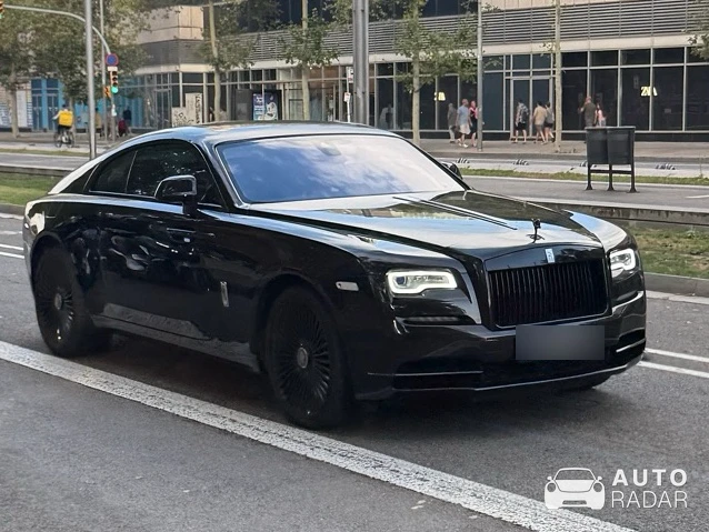 Rolls-Royce Wraith Black Badge spotted in Barcelona, Spain