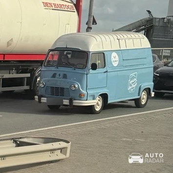 Renault Estafette spotted in Antwerpen