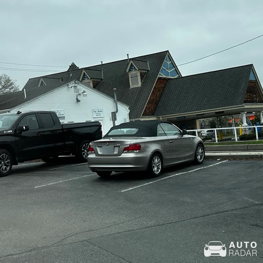 BMW 1 Series Cabriolet E88 spotted in Barrington