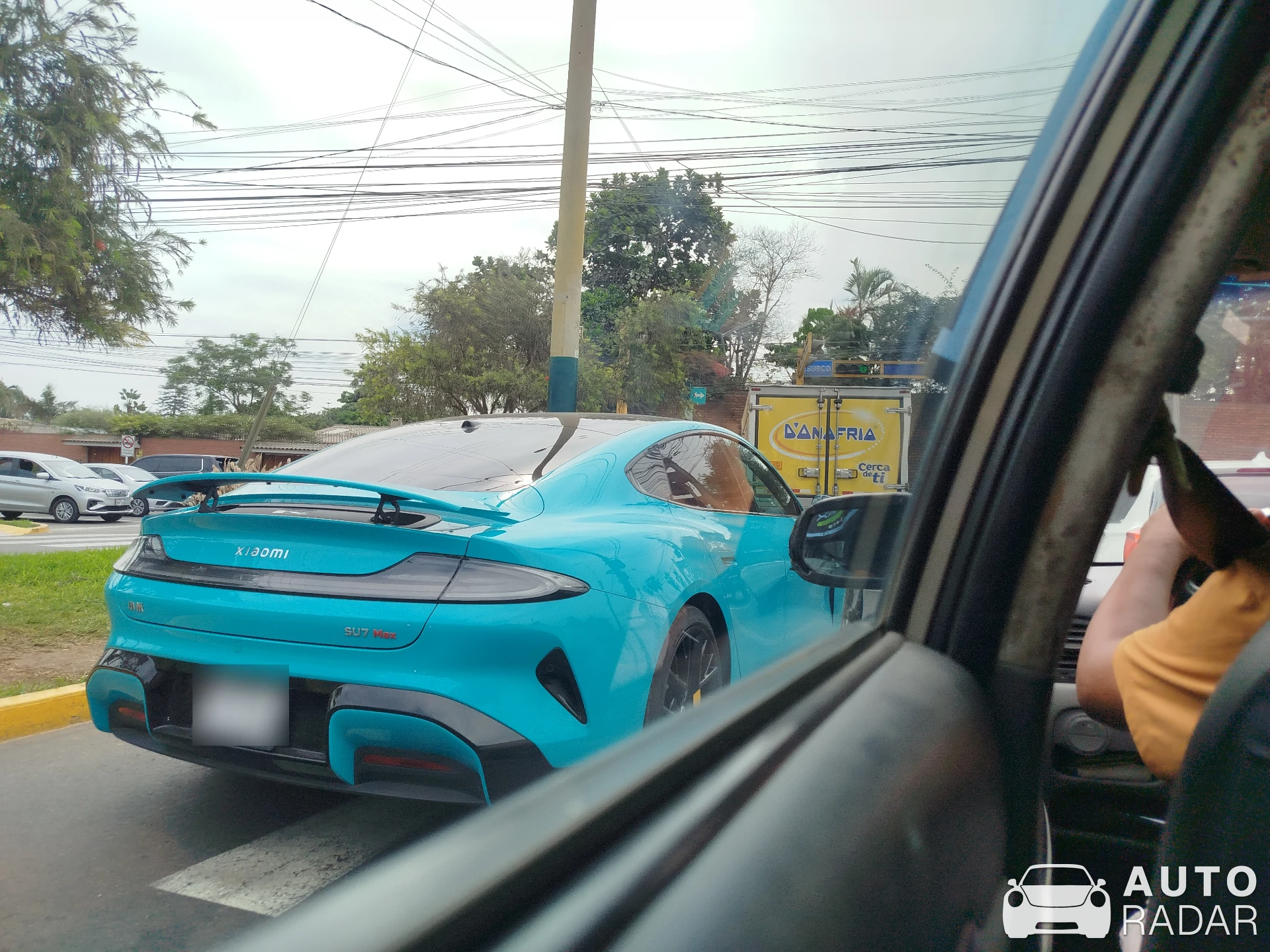 Xiaomi SU7 Max spotted in Lima