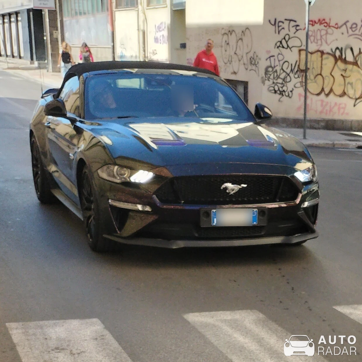 Ford Mustang GT Convertible spotted in Bari, Italy