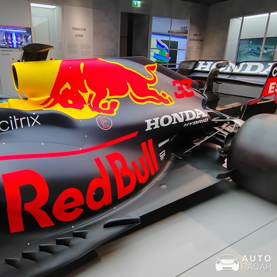 Red Bull Racing RB16B spotted in Vídeň