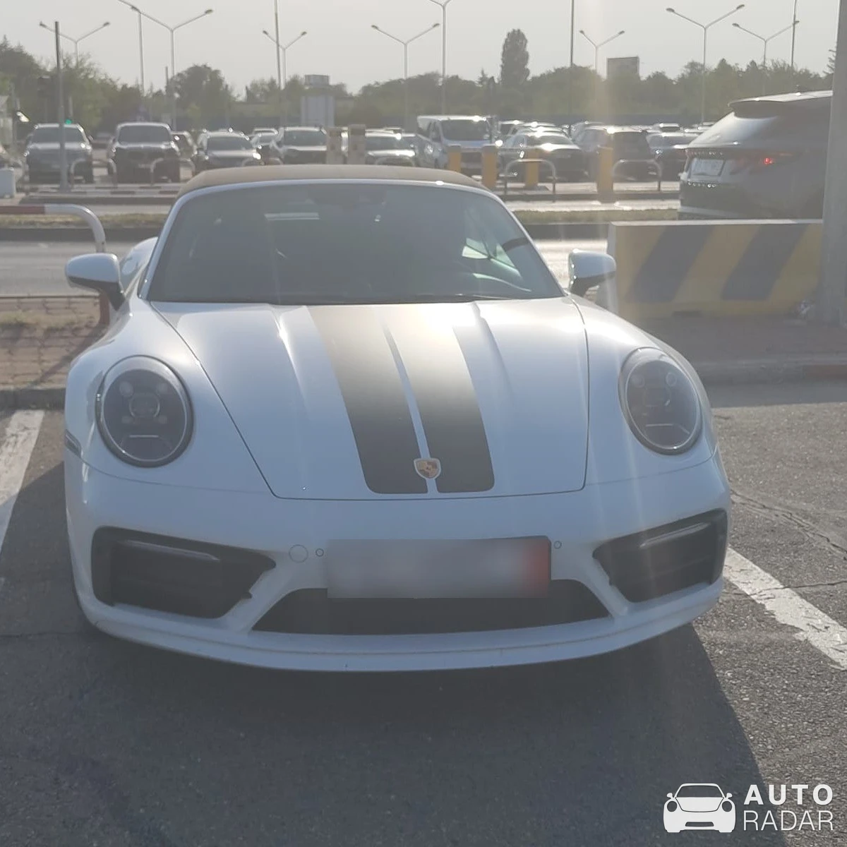 Porsche 992 Carrera GTS Cabriolet MkI spotted in Otopeni, Romania