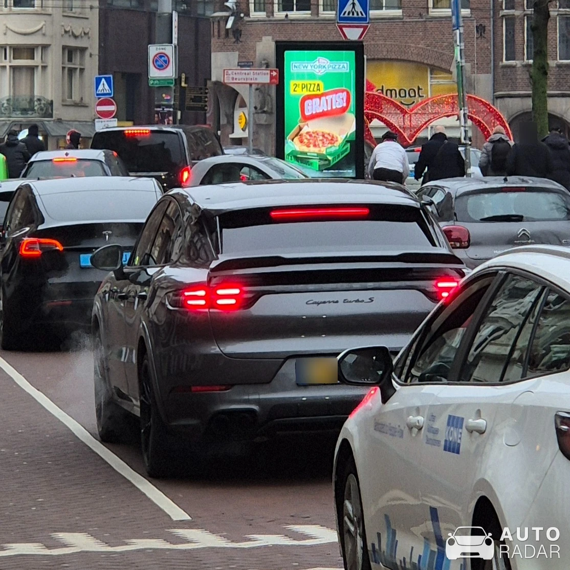 Porsche Cayenne Coupé Turbo S E-Hybrid spotted in Amsterdam, Netherlands