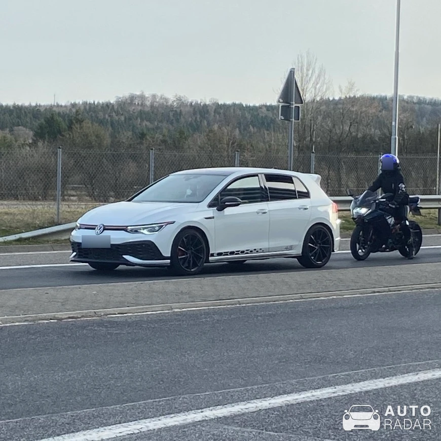 Volkswagen Golf GTI Clubsport spotted in Nürburg