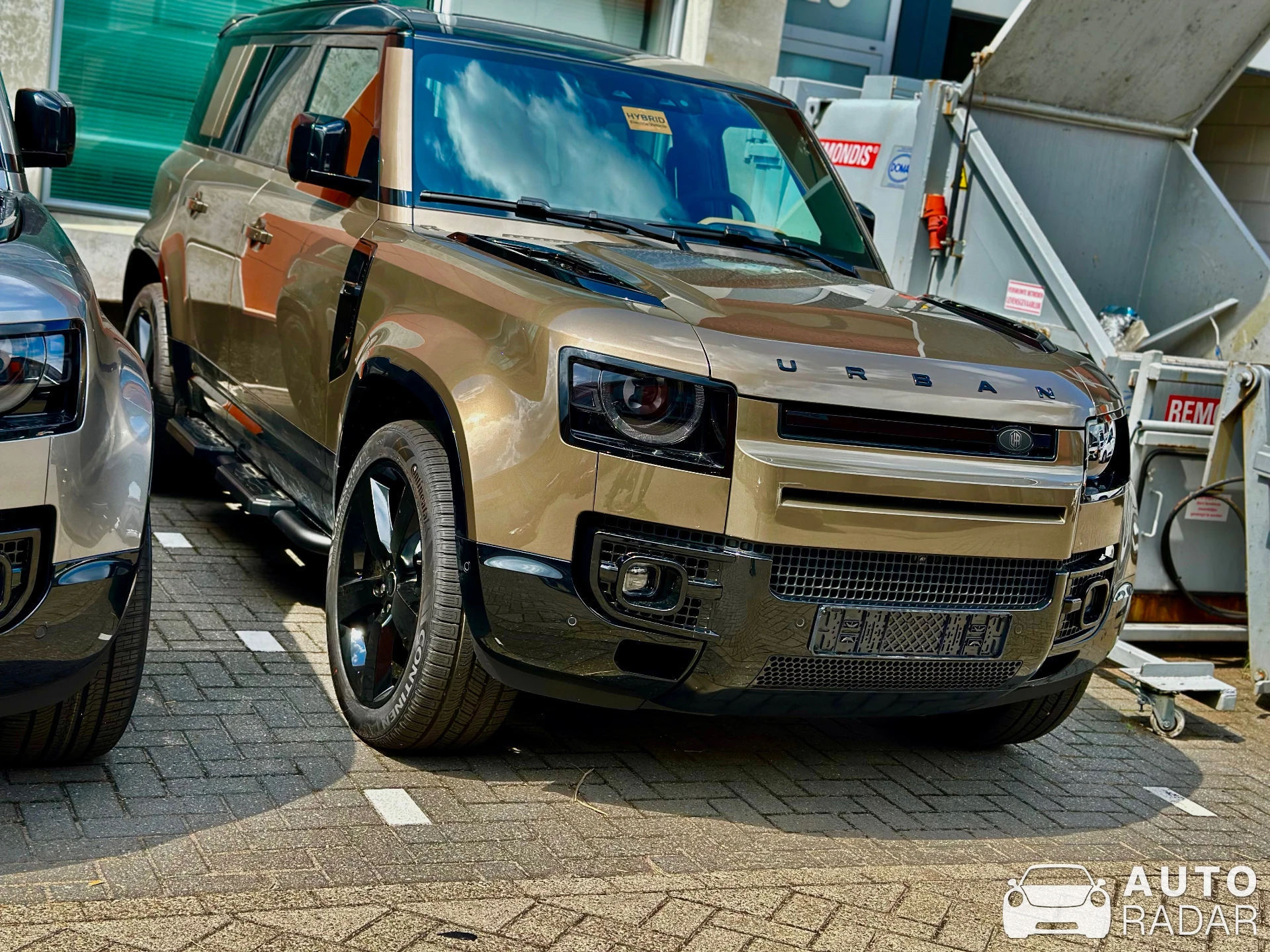 Land Rover Defender Urban spotted in Ridderkerk