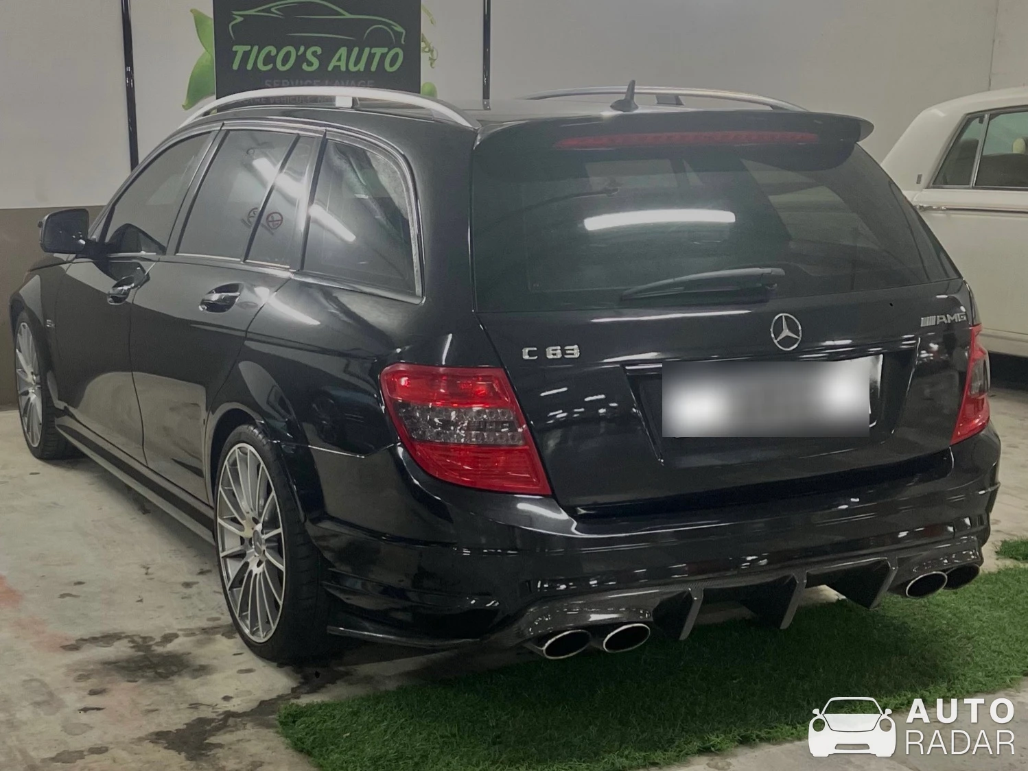 Mercedes-AMG C 63 Estate S205 2018 spotted in Épinay-sous-Sénart