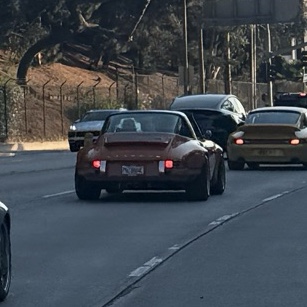 Singer 911 Targa