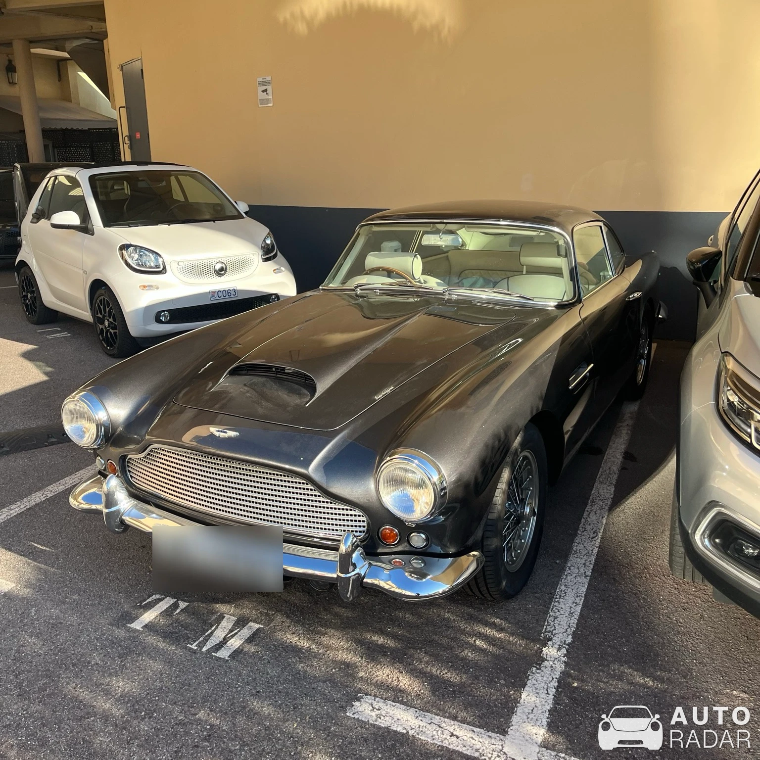 Aston Martin DB4 Superleggera spotted in Monaco