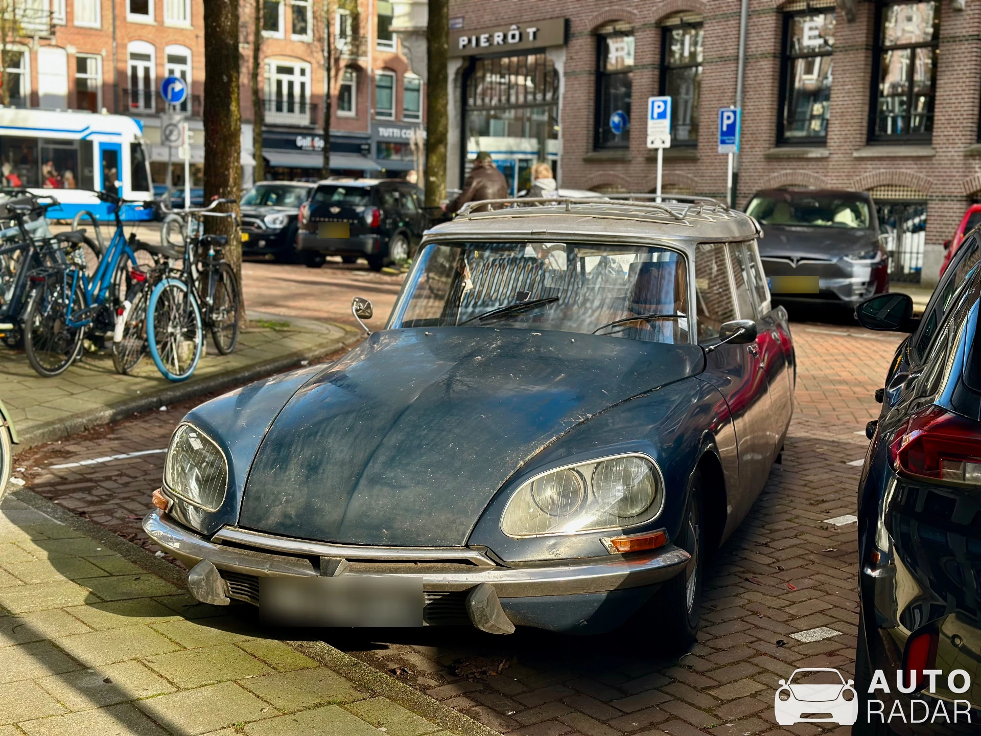 Citroën DS Break spotted in Amsterdam