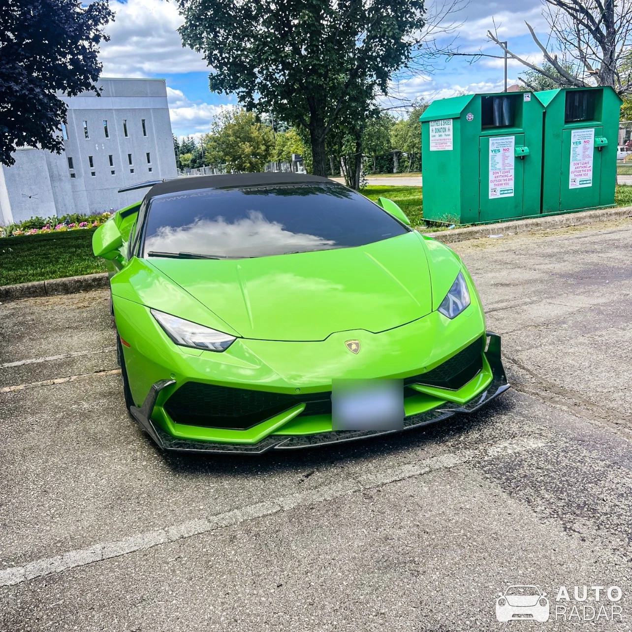 Lamborghini Huracán LP610-4 Spyder spotted in Vaughan, Canada