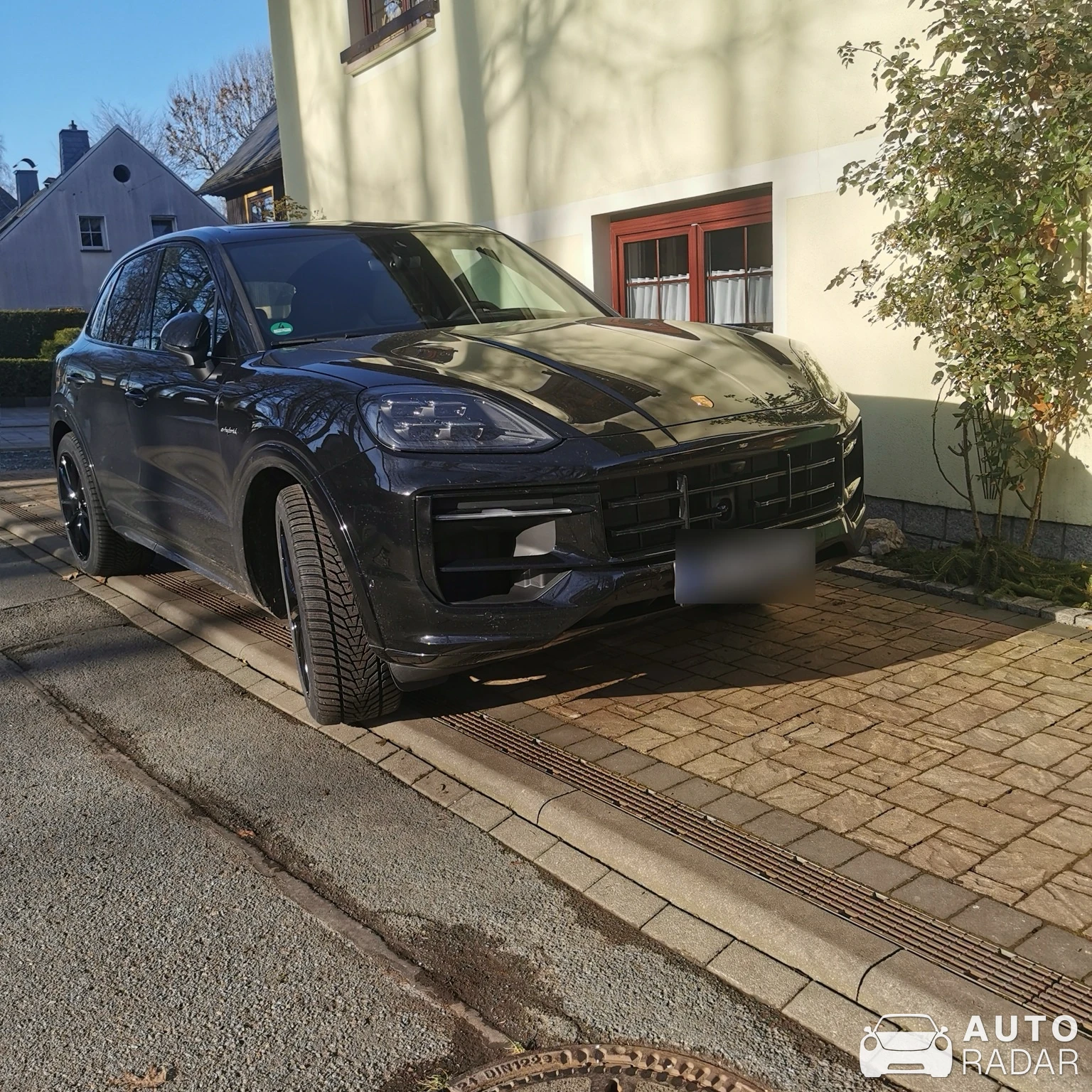 Porsche Cayenne Coupé Turbo S E-Hybrid spotted in Zwönitz, Deutschland