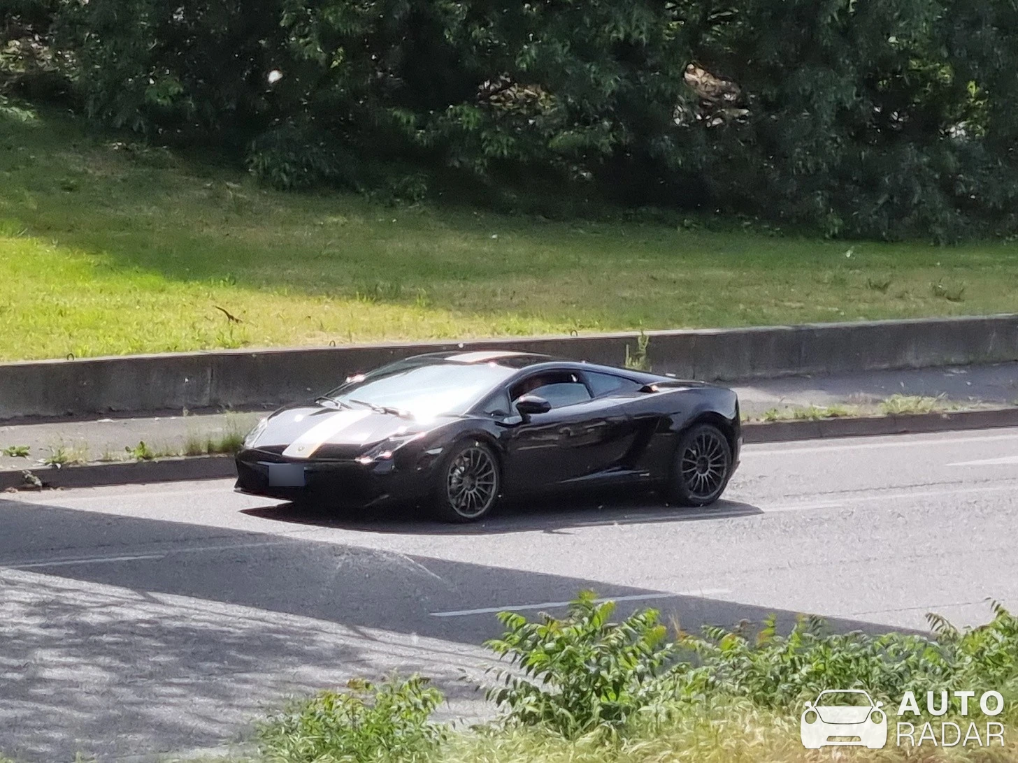 Lamborghini Gallardo LP550-2 Valentino Balboni spotted in Milano