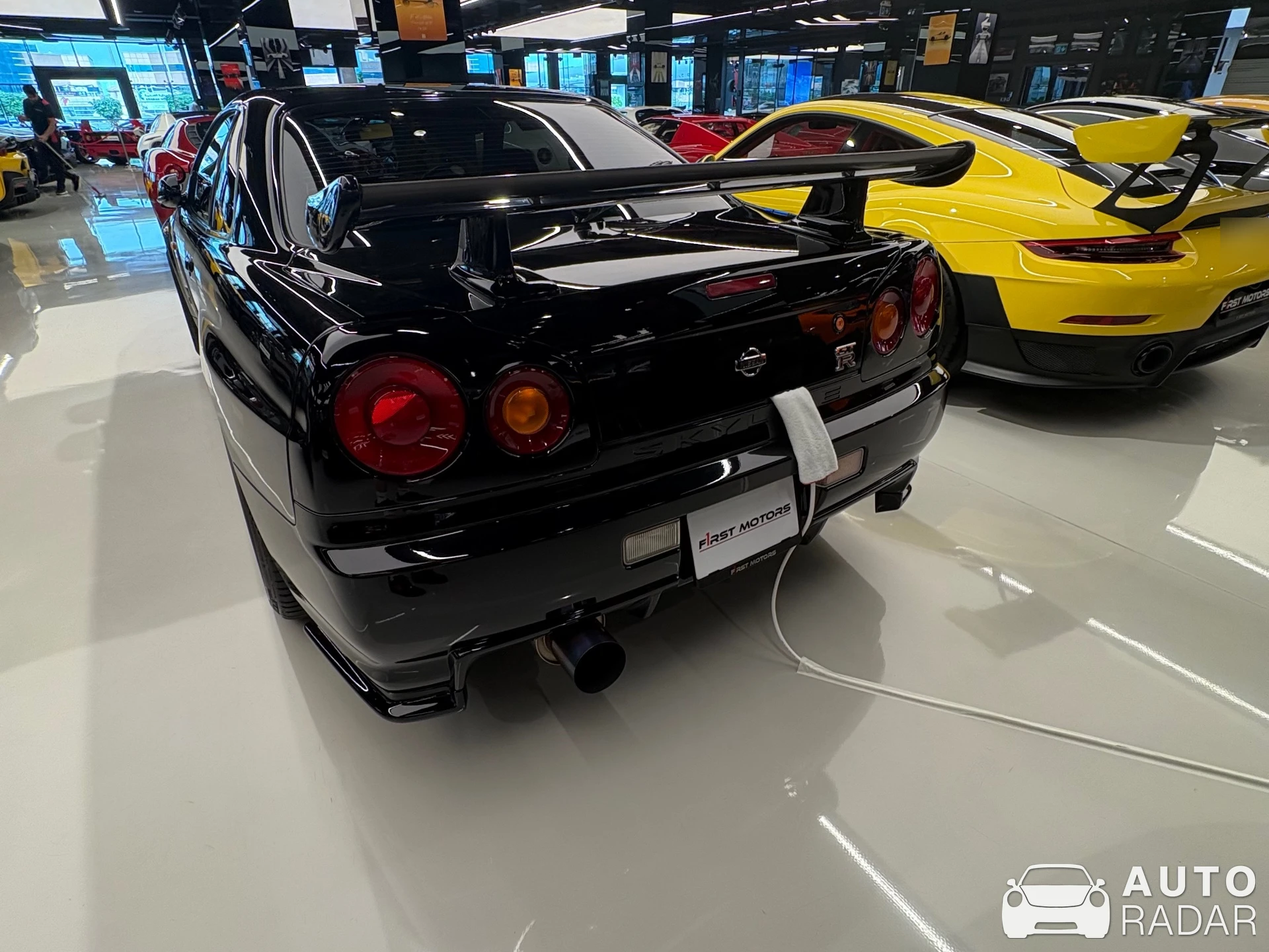 Nissan Skyline R34 GT-R V-Spec II Nür Nismo Clubman Race Spec spotted in Dubai