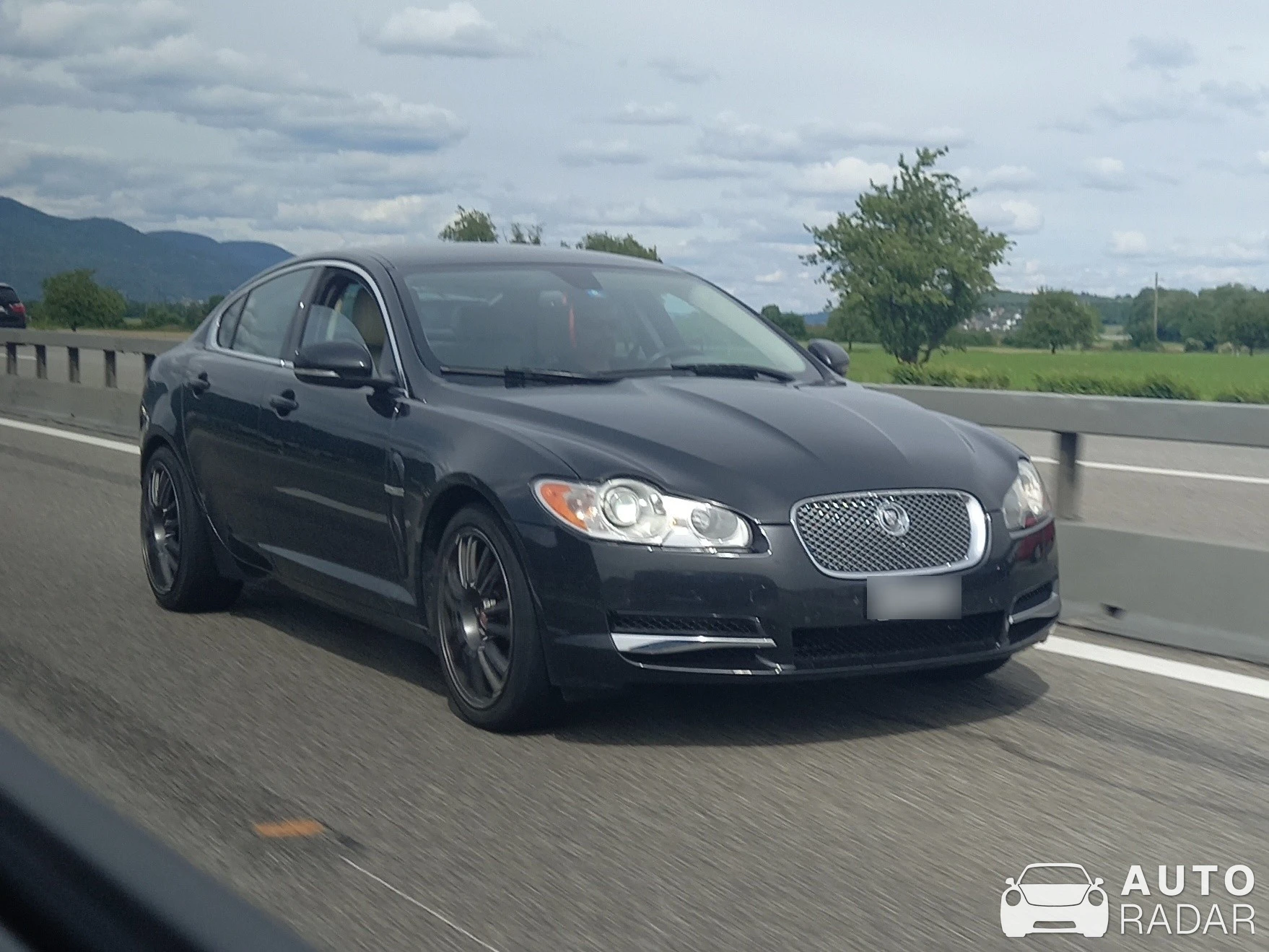 Jaguar XF spotted in Niederbipp
